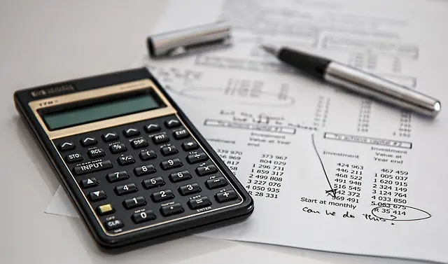 Calcul des frais cachés lors d'un rachat de crédit